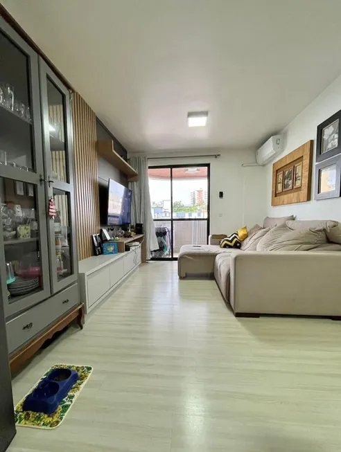 Foto 1 de Apartamento com 3 Quartos à venda, 90m² em Estreito, Florianópolis