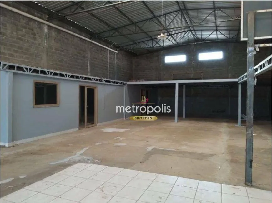 Foto 1 de Galpão/Depósito/Armazém à venda, 640m² em Ipiranga, São Paulo