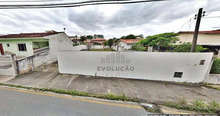 Foto 1 de Lote/Terreno à venda, 418m² em Real Parque, São José