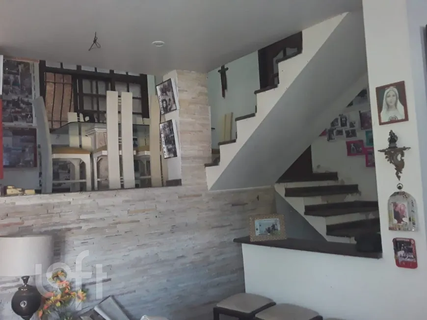 Foto 1 de Casa com 5 Quartos à venda, 218m² em Lagoa, Rio de Janeiro