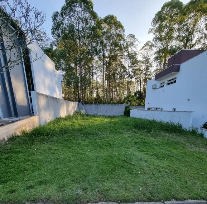 Foto 1 de Lote/Terreno à venda, 250m² em Botujuru, Mogi das Cruzes