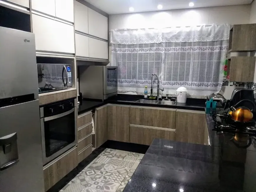 Foto 1 de Sobrado com 3 Quartos à venda, 106m² em Santa Maria, Santo André