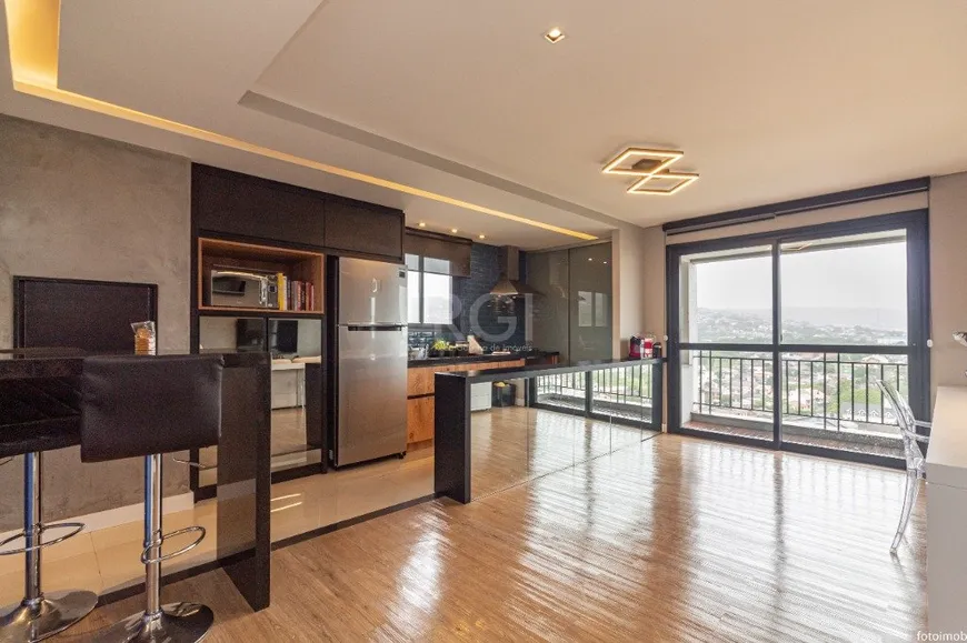 Foto 1 de Apartamento com 2 Quartos à venda, 69m² em Jardim Carvalho, Porto Alegre
