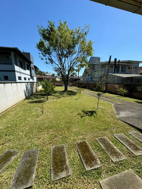 Foto 1 de Lote/Terreno à venda, 540m² em São Luiz, Criciúma