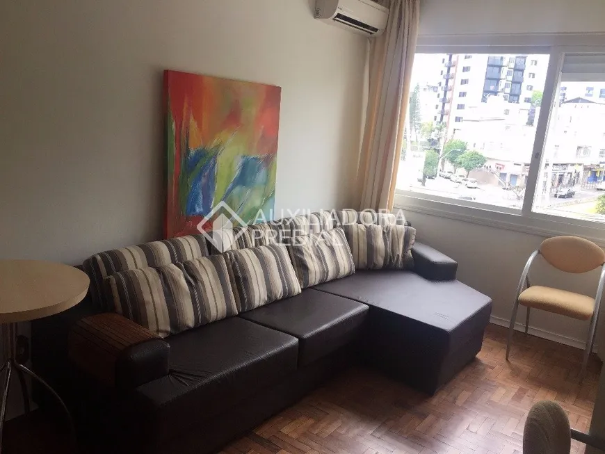 Foto 1 de Apartamento com 1 Quarto à venda, 47m² em Santo Antônio, Porto Alegre