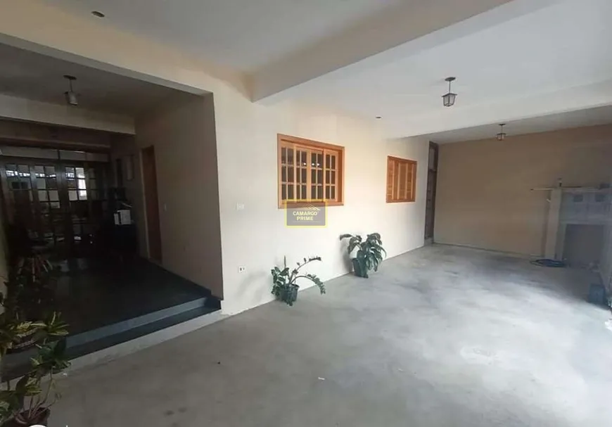 Foto 1 de Casa com 2 Quartos à venda, 181m² em Parque Mirante da Mata, Cotia