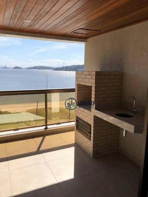 Foto 1 de Apartamento com 4 Quartos à venda, 174m² em Charitas, Niterói