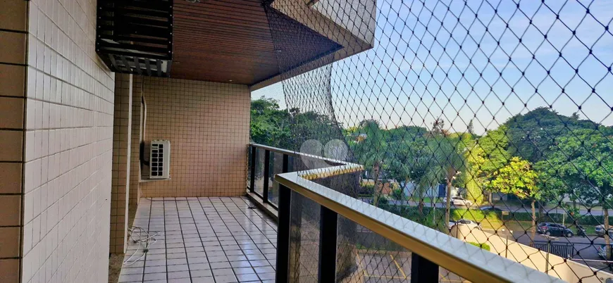 Foto 1 de Apartamento com 4 Quartos à venda, 165m² em Barra da Tijuca, Rio de Janeiro