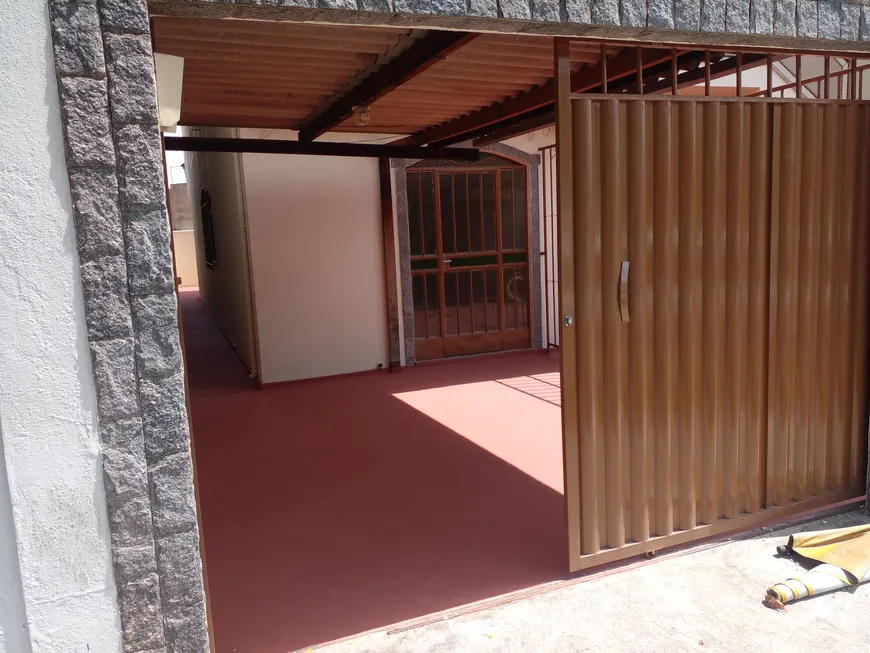 Foto 1 de Casa com 3 Quartos para alugar, 120m² em Tupi A, Belo Horizonte