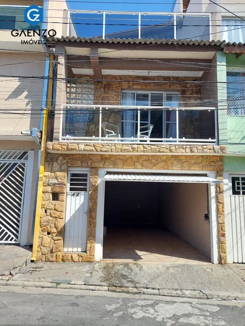 Foto 1 de Sobrado com 3 Quartos à venda, 238m² em Bussocaba, Osasco