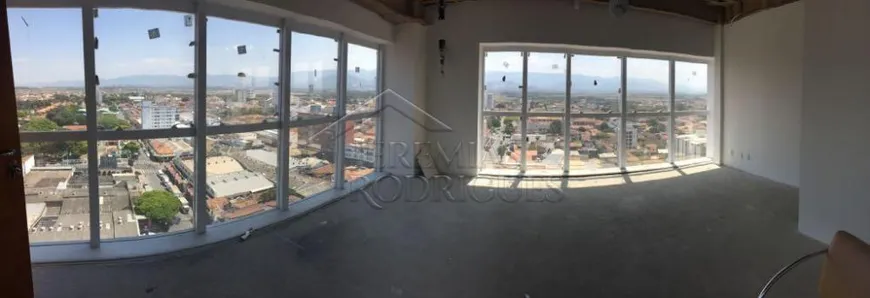 Foto 1 de Sala Comercial para alugar, 39m² em Centro, Pindamonhangaba