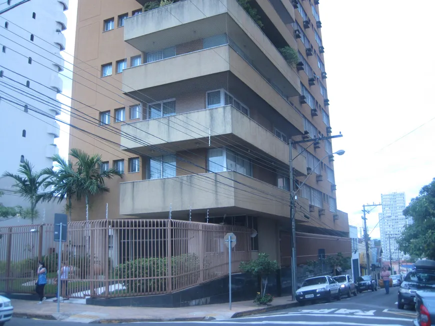 Foto 1 de Apartamento com 4 Quartos à venda, 376m² em Centro, Piracicaba