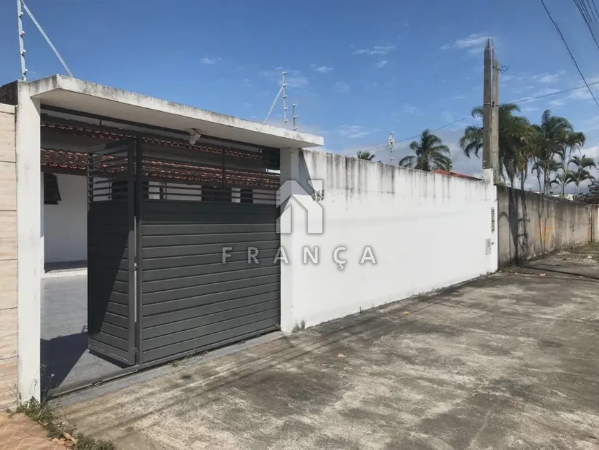 Foto 1 de Casa com 3 Quartos à venda, 360m² em Pontal de Santa Marina, Caraguatatuba