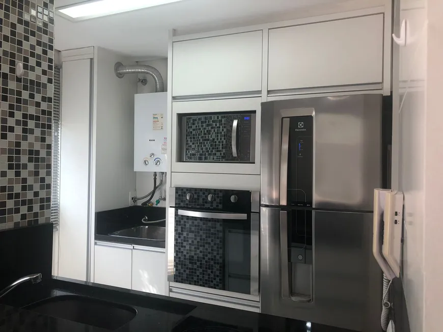 Foto 1 de Apartamento com 1 Quarto para alugar, 46m² em Rebouças, Curitiba