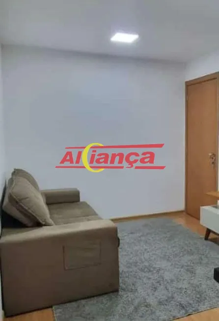 Foto 1 de Apartamento com 2 Quartos à venda, 40m² em Jardim City, Guarulhos