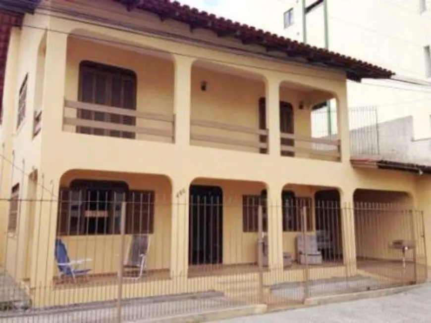 Foto 1 de Casa com 5 Quartos para alugar, 200m² em Centro, Balneário Camboriú