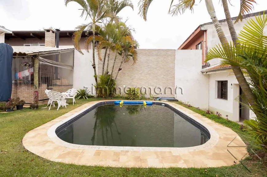 Foto 1 de Casa com 4 Quartos à venda, 200m² em Lapa, São Paulo