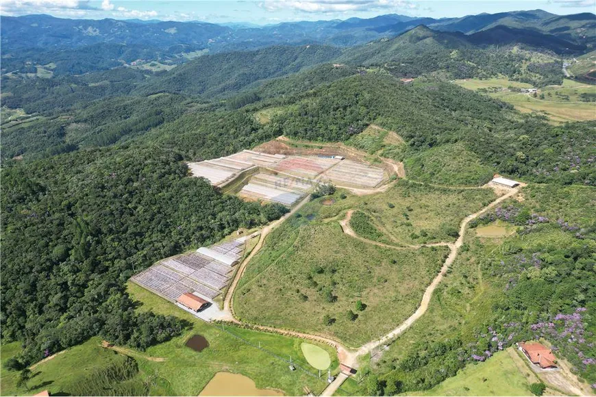 Foto 1 de Fazenda/Sítio com 7 Quartos à venda, 180000m² em Centro, Rancho Queimado