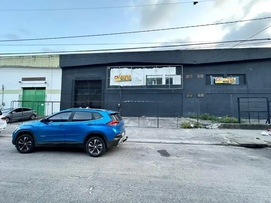 Foto 1 de Galpão/Depósito/Armazém para alugar, 700m² em Imbiribeira, Recife