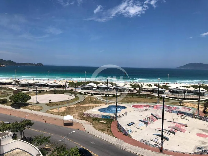 Foto 1 de Cobertura com 5 Quartos à venda, 200m² em Praia do Forte, Cabo Frio