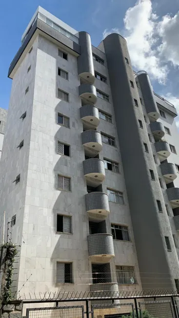 Foto 1 de Cobertura com 2 Quartos à venda, 85m² em Funcionários, Belo Horizonte