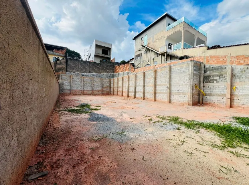 Foto 1 de Lote/Terreno à venda, 428m² em Cenaculo, Belo Horizonte