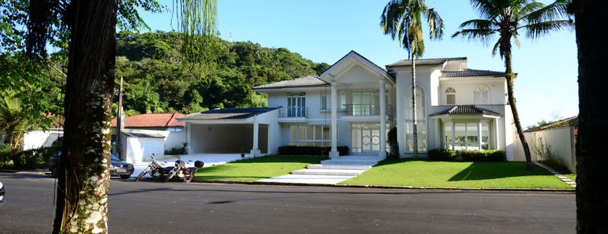 Foto 1 de Casa com 6 Quartos para venda ou aluguel, 431m² em Balneário Praia do Perequê , Guarujá
