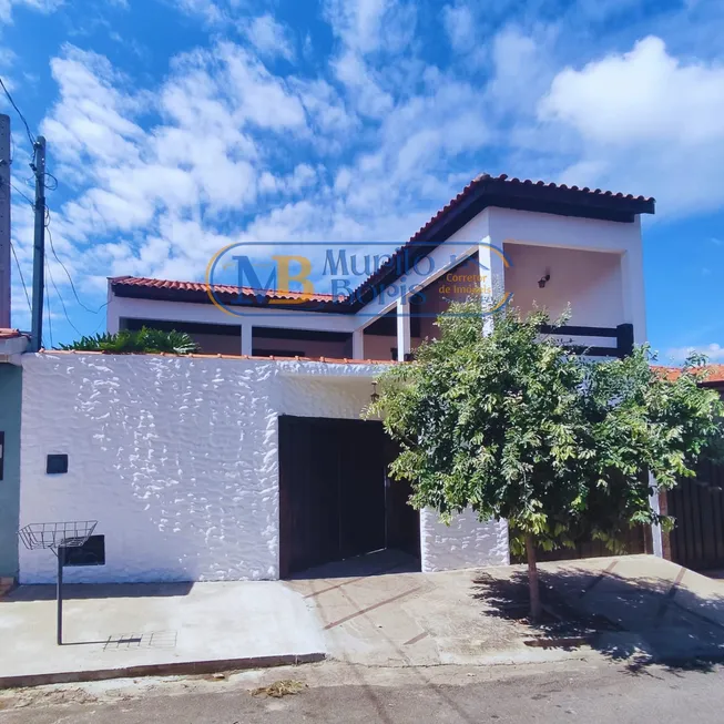 Foto 1 de Sobrado com 4 Quartos para alugar, 250m² em Centro, Porto Feliz