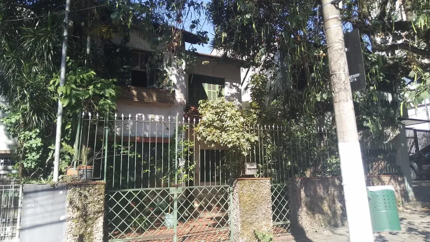 Foto 1 de Sobrado com 3 Quartos à venda, 180m² em Ipiranga, São Paulo