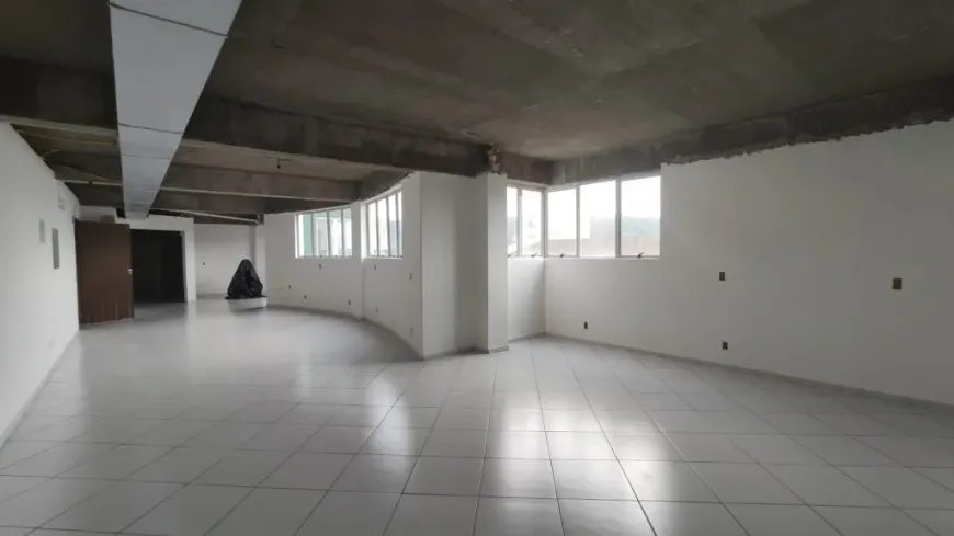 Foto 1 de Sala Comercial para alugar, 363m² em Bucarein, Joinville