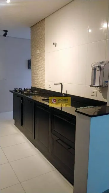 Foto 1 de Sobrado com 3 Quartos à venda, 128m² em Vila Valparaiso, Santo André