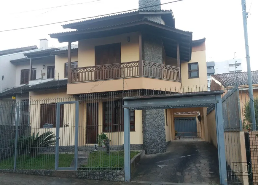 Foto 1 de Casa com 4 Quartos à venda, 250m² em Parque dos Vinhedos, Caxias do Sul