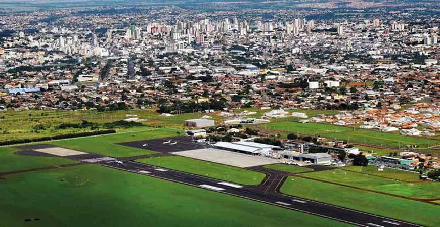 Foto 1 de Lote/Terreno à venda, 360m² em Aclimacao, Uberlândia