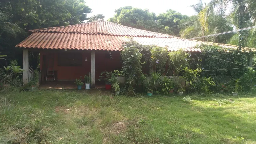 Foto 1 de Fazenda/Sítio com 3 Quartos à venda, 2700m² em Zona Rural, Hidrolândia