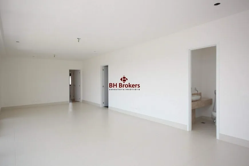 Foto 1 de Apartamento com 4 Quartos à venda, 143m² em Santo Antônio, Belo Horizonte