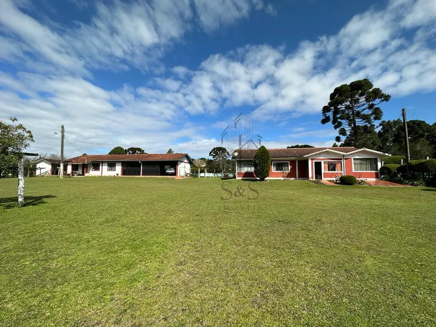 Foto 1 de Fazenda/Sítio com 3 Quartos à venda, 600m² em Centro, Piraquara