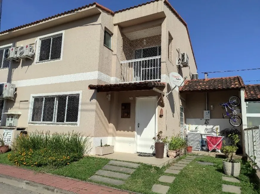 Foto 1 de Casa de Condomínio com 2 Quartos à venda, 88m² em Guaratiba, Rio de Janeiro