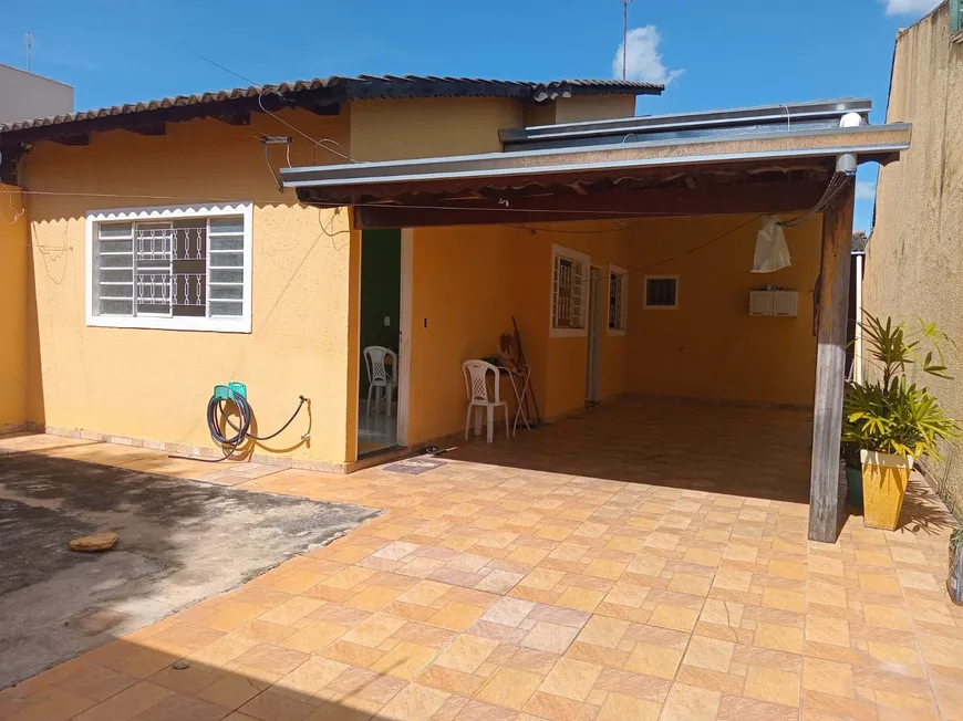 Foto 1 de Casa com 3 Quartos à venda, 78m² em Jardim Itaipu, Goiânia