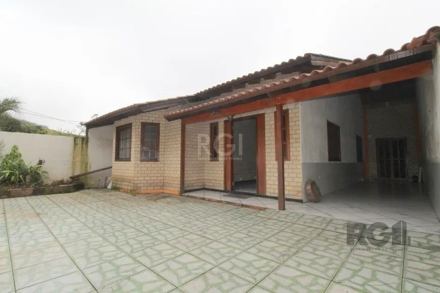 Foto 1 de Casa com 3 Quartos à venda, 150m² em Teresópolis, Porto Alegre