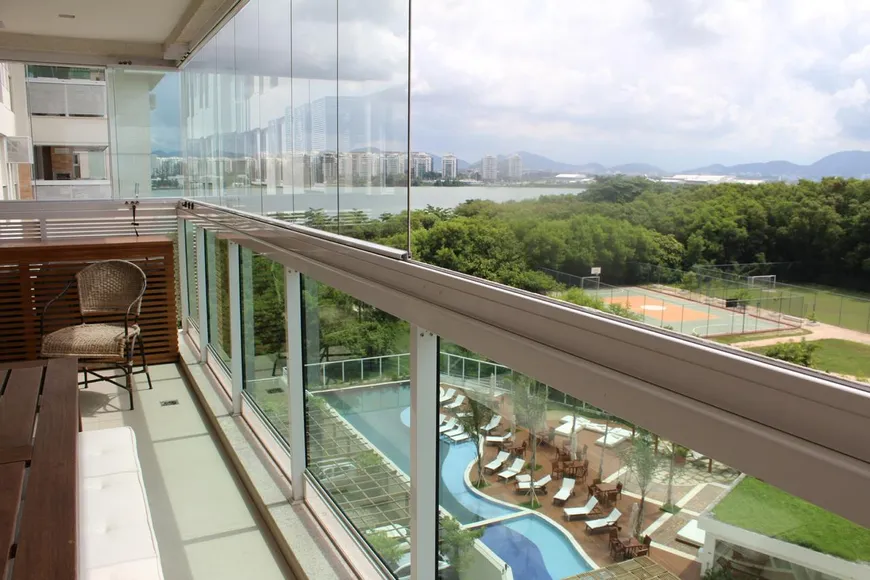 Foto 1 de Apartamento com 2 Quartos para alugar, 108m² em Barra da Tijuca, Rio de Janeiro