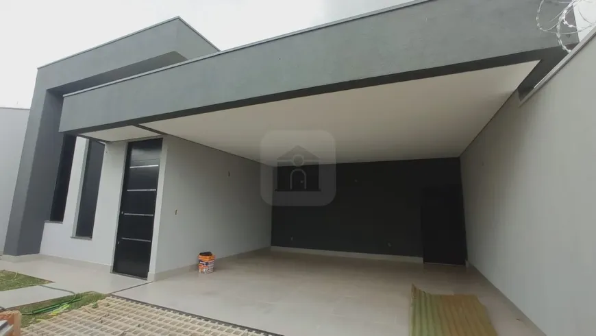 Foto 1 de Casa com 3 Quartos à venda, 167m² em Novo Mundo, Uberlândia