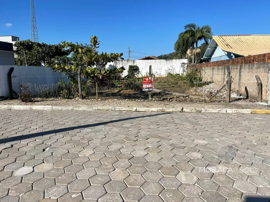 Foto 1 de Lote/Terreno à venda em Alto São Bento, Itapema