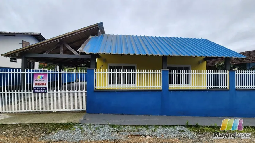 Foto 1 de Casa com 2 Quartos à venda, 80m² em Iperoba, São Francisco do Sul