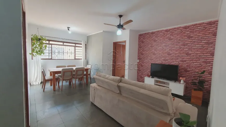 Foto 1 de Apartamento com 2 Quartos à venda, 70m² em Jardim Panorama, São José do Rio Preto