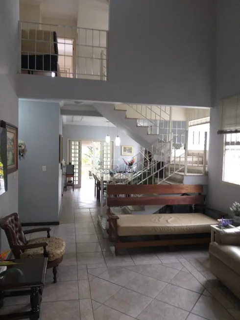 Foto 1 de Sobrado com 4 Quartos à venda, 263m² em Vila Campos Sales, Jundiaí