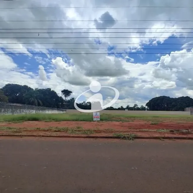 Foto 1 de Lote/Terreno à venda, 816m² em Morada dos Pássaros, Uberlândia