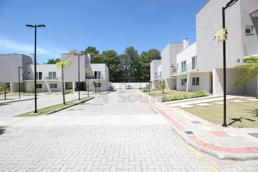 Foto 1 de Casa de Condomínio com 3 Quartos para alugar, 354m² em Areal, Pelotas
