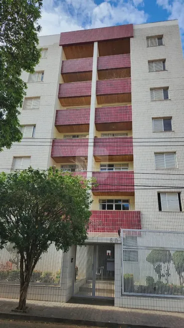 Foto 1 de Apartamento com 3 Quartos à venda, 112m² em Centro, Uberlândia