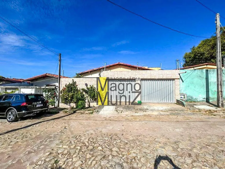 Foto 1 de Casa com 4 Quartos à venda, 150m² em Edson Queiroz, Fortaleza