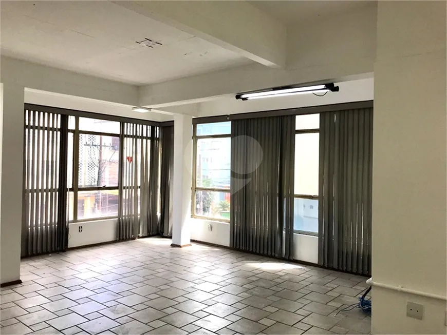 Foto 1 de Sala Comercial para alugar, 91m² em Azenha, Porto Alegre